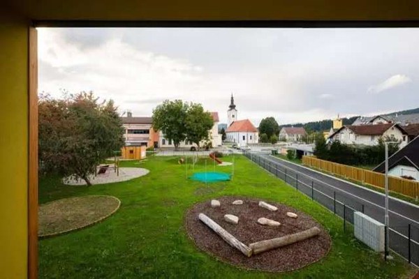 幼兒園景觀設(shè)計(jì)，核心塑造童趣性-金石裝飾幼兒園裝修設(shè)計(jì)